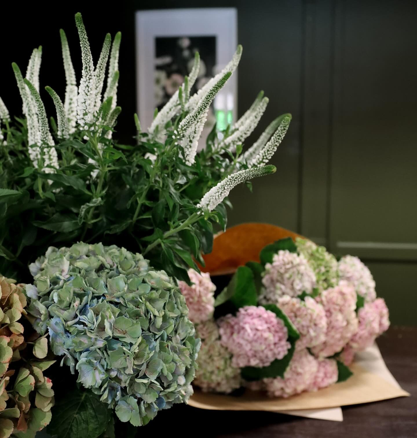 sunshine coast flower shop, sunshine coast florist, florist shop sunshine coast, flower delivery, local florist, buds on b, buds on buderim