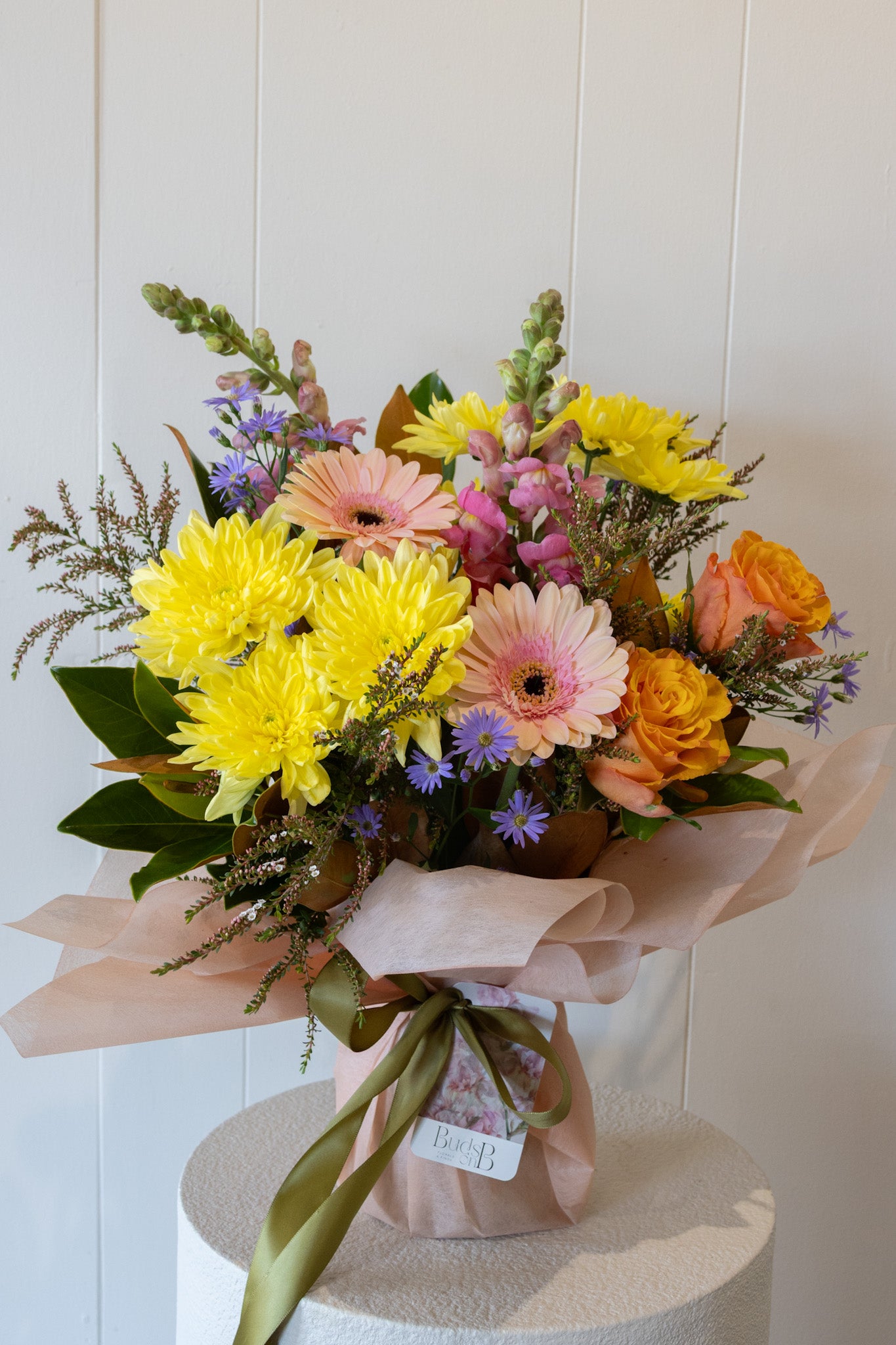 Buds on B, Buderim florist shop, Buderim gift shop, fresh flowers, flower vases, Sunshine Coast florist shop, Sunshine Coast local florist, florist near me, flower delivery, fresh flower delivery, flowers, vases for flowers, florist shop Sunshine Coast, vases, pots, chocolates, gifts, flower posy vase, Woombye florist shop, hinterland florist, Nambour florist, Palmwoods florist, ivy and wood candles and diffusers, Sunshine Coast flower shop, Sunshine Coast Florist, Sunshine Coast Flower delivery 