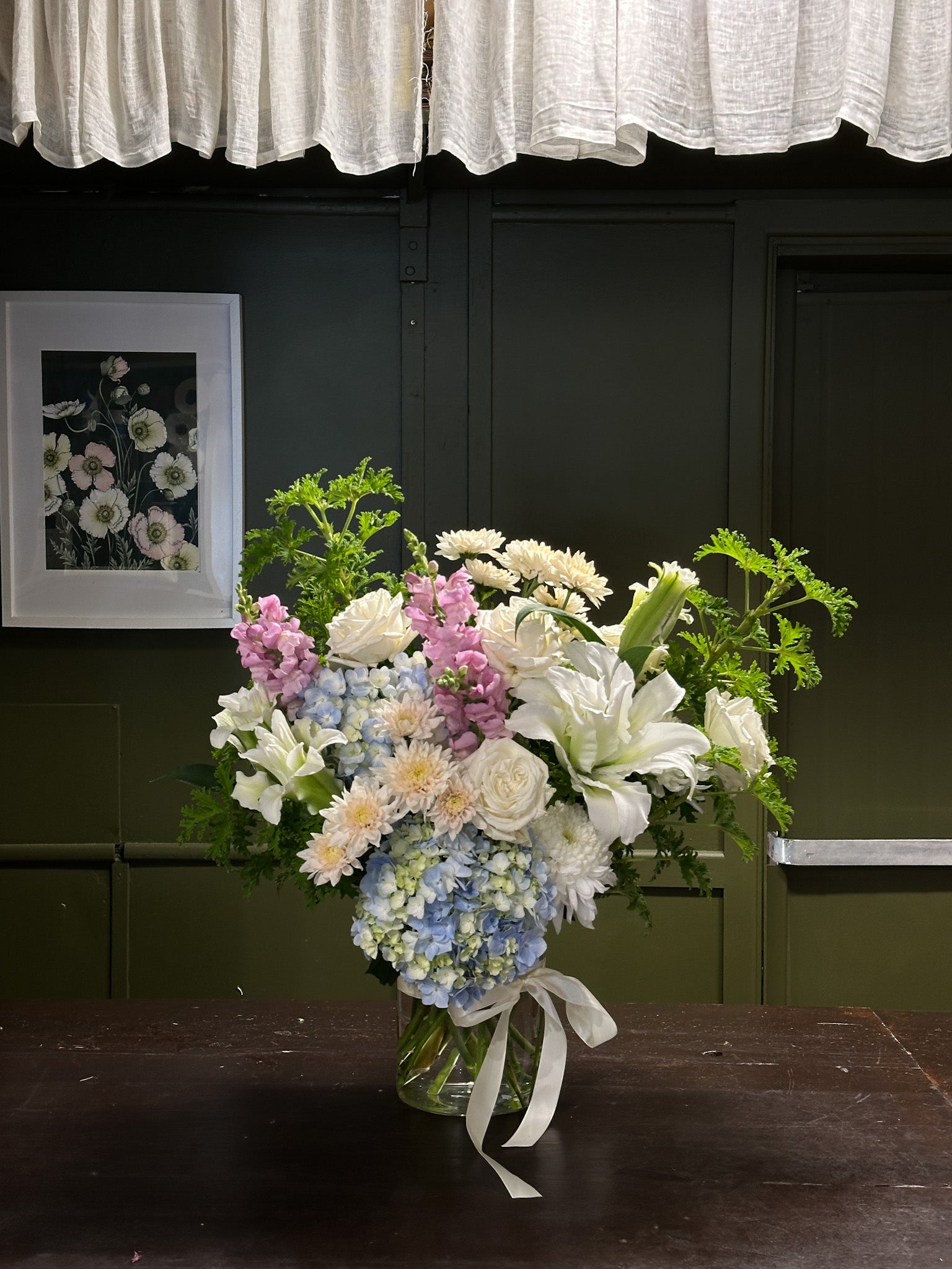 Buds on B, Buderim florist shop, Buderim gift shop, fresh flowers, flower vases, Sunshine Coast florist shop, Sunshine Coast local florist, florist near me, flower delivery, fresh flower delivery, flowers, vases for flowers, florist shop Sunshine Coast, vases, pots, chocolates, gifts, flower posy vase, Woombye florist shop, hinterland florist, Nambour florist, Palmwoods florist,Sunshine Coast flower shop, Sunshine Coast Florist, Sunshine Coast Flower delivery 