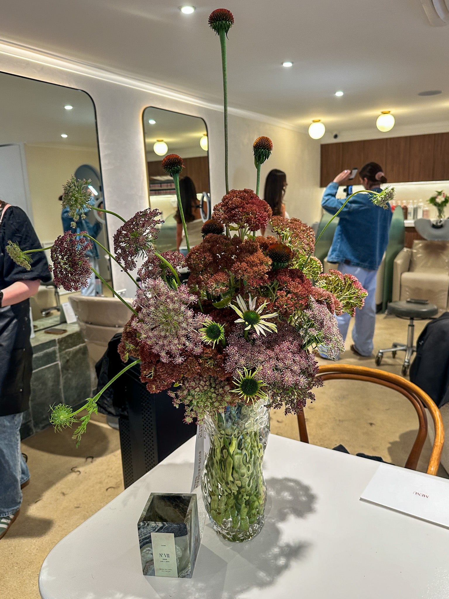 Buds on B business flower subscription, Sunshine Coast flower subscription, corporate flowers, corporate flower subscription, Sunshine Coast flower corporate subscription, business florals, flowers for my business 