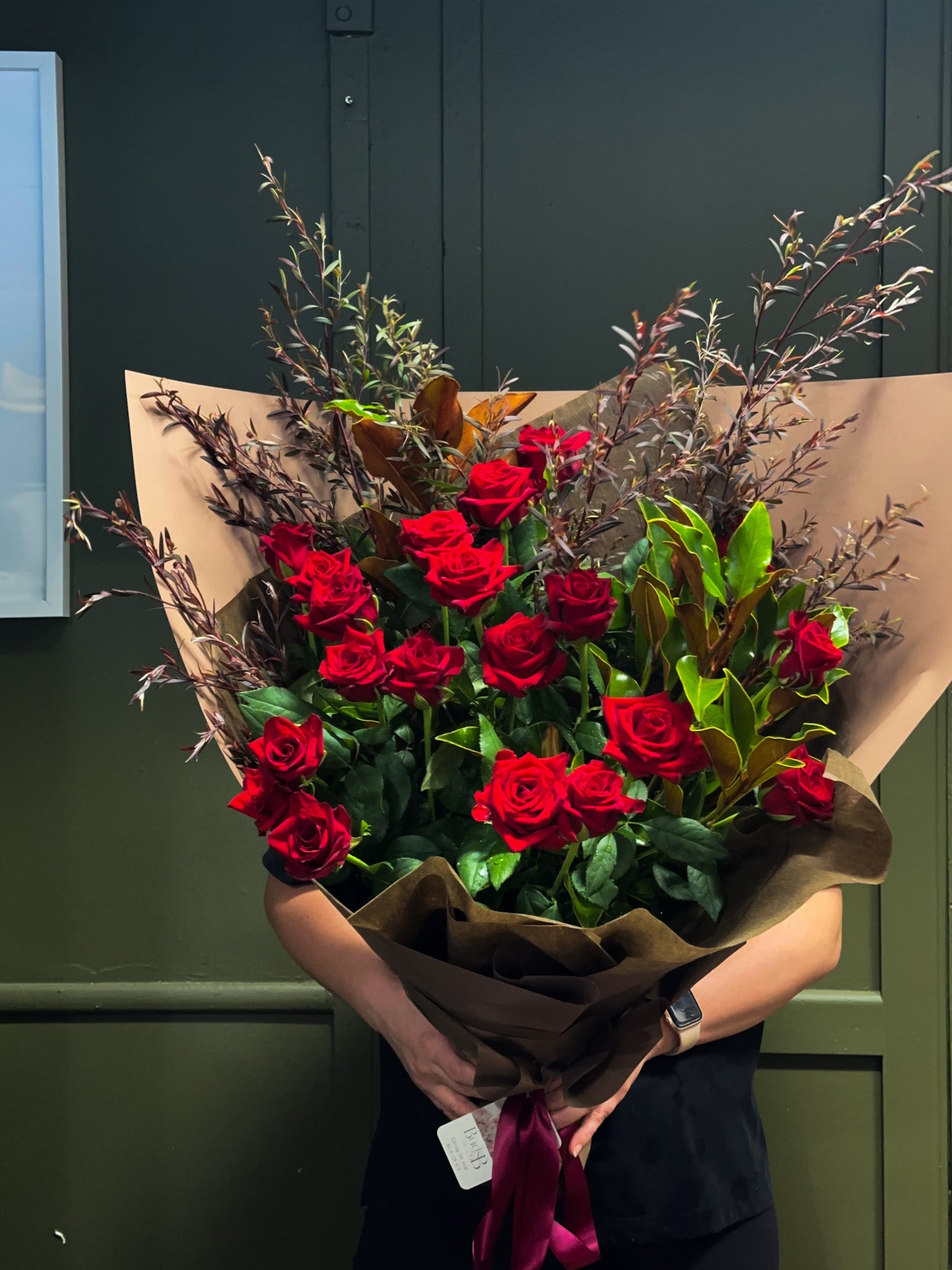 valentines day sunshine coast florist shop, sunshine coast flower shop valentines day, sunshine coast red roses, sunshine coast florist shop roses 