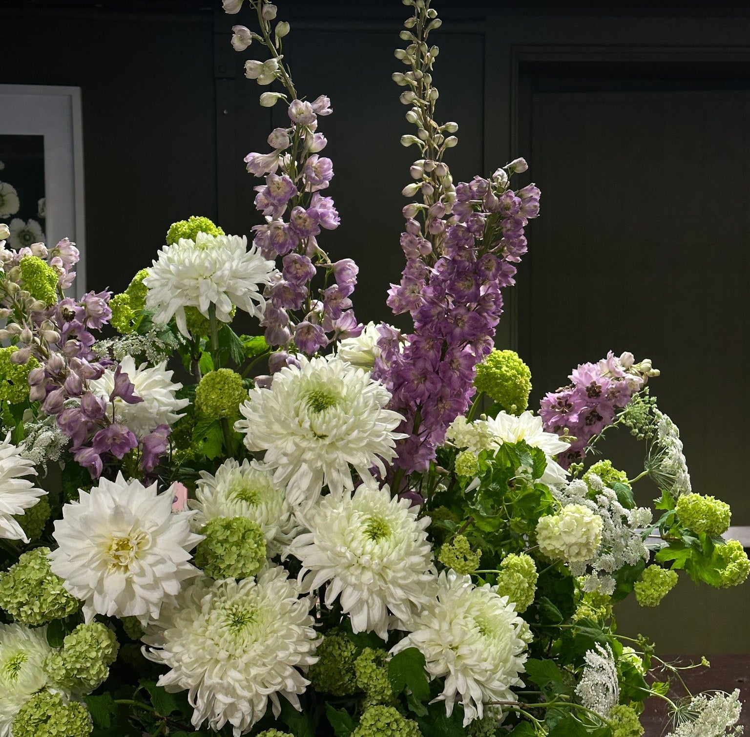 Buds on B, Buderim florist shop, Buderim gift shop, fresh flowers, flower vases, Sunshine Coast florist shop, Sunshine Coast local florist, florist near me, flower delivery, fresh flower delivery, flowers, vases for flowers, florist shop Sunshine Coast, vases, pots, chocolates, gifts, flower posy vase, Woombye florist shop, hinterland florist, Nambour florist, Palmwoods florist, ivy and wood candles and diffusers, Sunshine Coast flower shop, Sunshine Coast Florist, Sunshine Coast Flower delivery